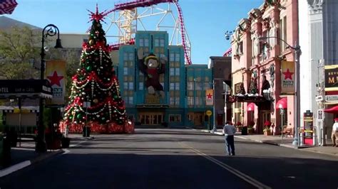 Universal Studios Orlando Christmas Decorations 2011 HD - YouTube