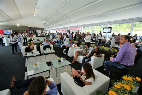 The Best F1 Experience Packages: Everything You Need To Know - One Stop Racing