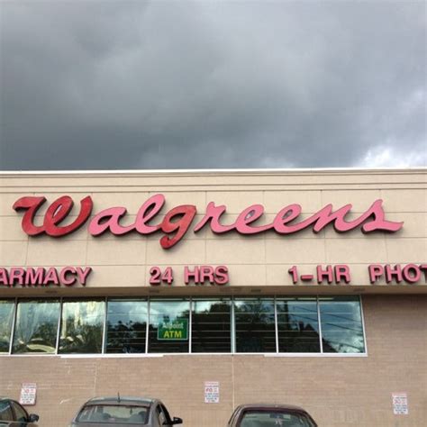 Walgreens - Center - 4 tips