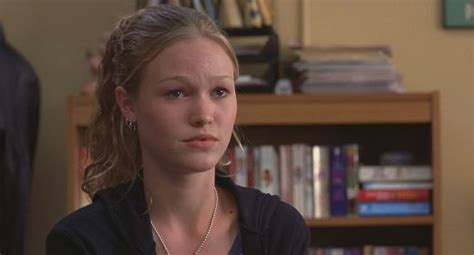 Kat Stratford (Julia Stiles) | The 10 things i hate about you Wiki | Fandom