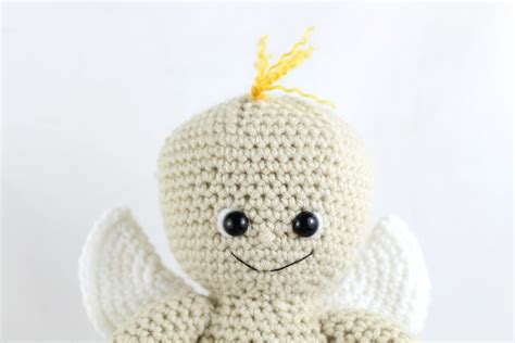 Cupid Amigurumi Doll - Free Crochet Pattern - StringyDingDing