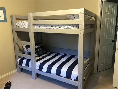 DIY Bunkbeds. Super easy. Cost in supplies was around 150. Sturdy ...