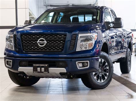 Kelowna Nissan | 2019 Titan XD Crew Cab PRO-4X 4x4 Diesel - #N19176