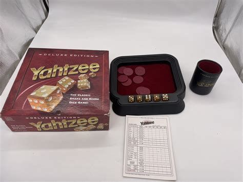 Vintage Yahtzee Deluxe Edition Dice Game 1997.