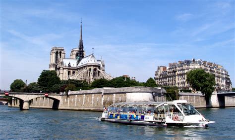 River Seine Hop-on Hop-off Sightseeing Cruise | Do Something Different