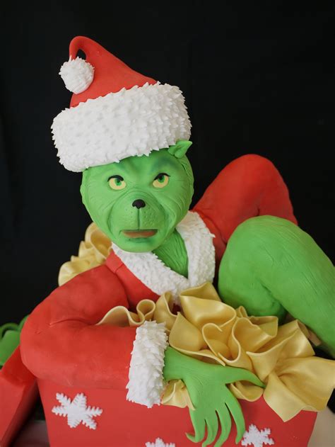 40 Grinch Christmas Decorations Ideas - Decoration Love