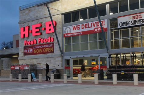 H-E-B adds app-based Favor as it expands home delivery options