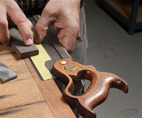 Sharpen your own backsaw - FineWoodworking