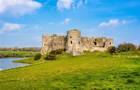 6 reasons to visit terrific Tenby