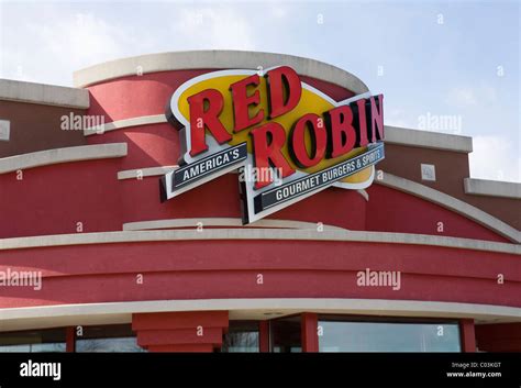 A Red Robin Hamburger fast food restaurant Stock Photo - Alamy