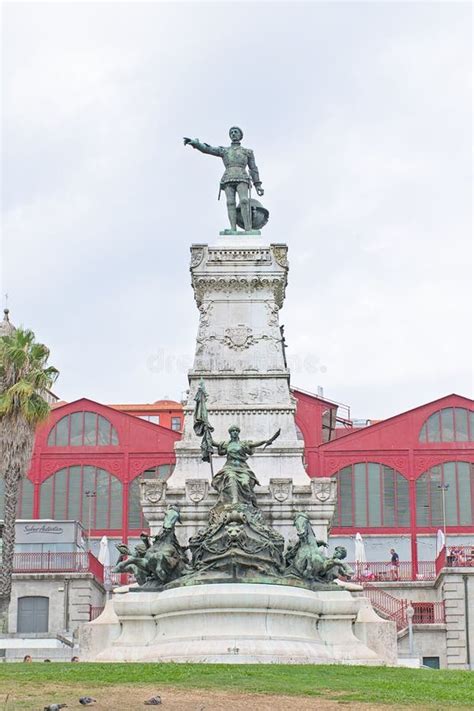 Statue of Prince Henry the Navigator Im Porto Editorial Photo - Image ...