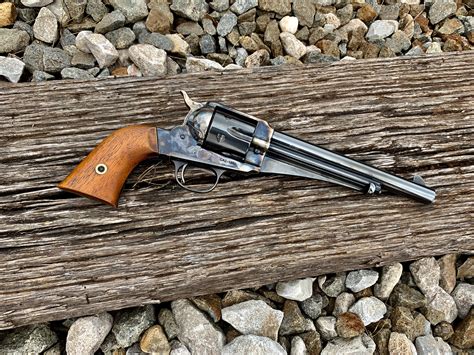 Uberti 1875 Outlaw, 45 Colt. : r/Revolvers