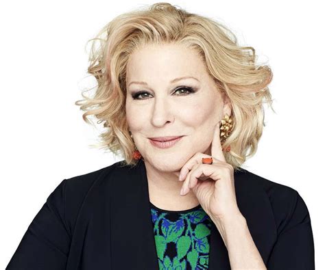 Bette Midler Biography - Facts, Childhood, Family Life & Achievements