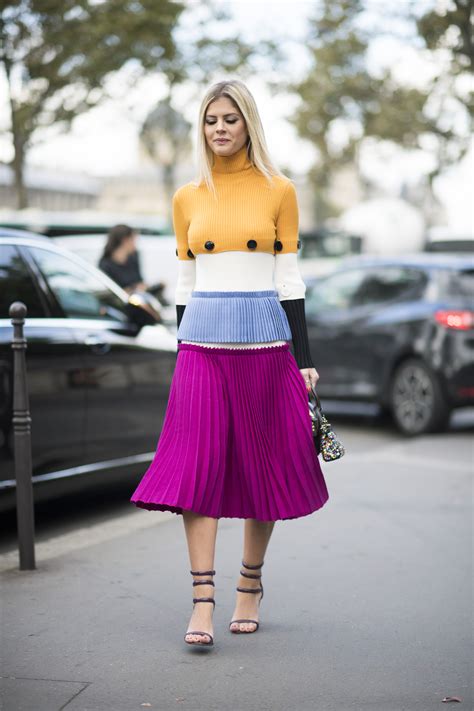 Street Style : Day Two Paris Fashion Week Spring/Summer 2017 - Daily ...