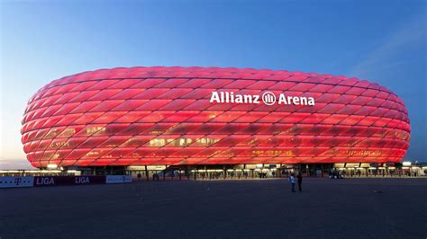 Allianz Arena Tour - Besichtige das Stadion Bayern Münchens