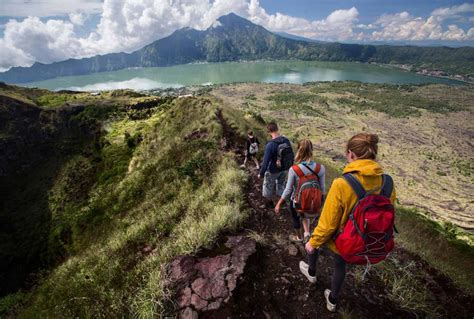 Mount Batur Sunrise Trekking | Lombok Touristic