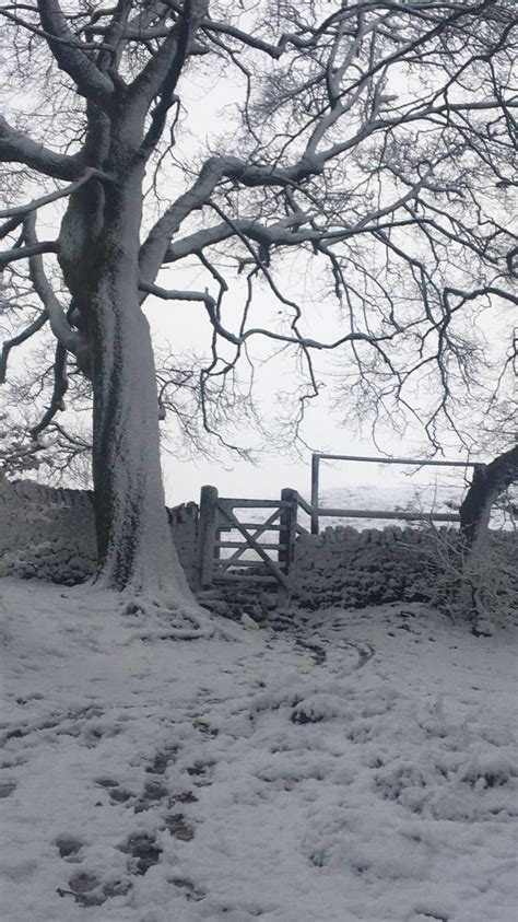 Last winter - UK, Peak District : r/winterporn