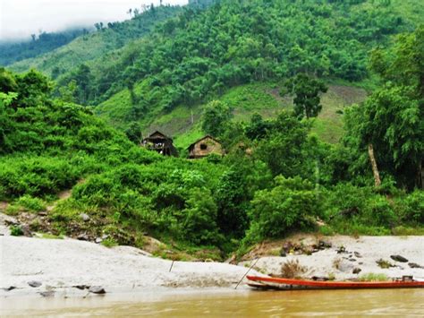 2 Day Slow Boat Down the Mekong, Laos - Honest Explorer