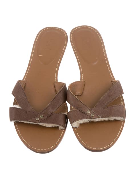 UGG Australia Leather Slide Sandals - Shoes - WUUGG21431 | The RealReal