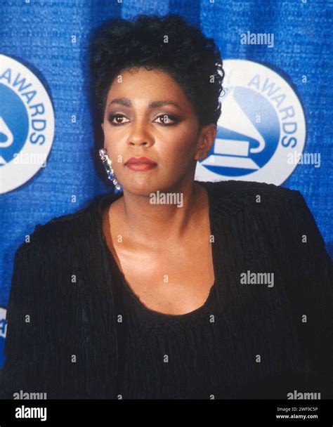 Anita Baker, 1988. ph: John Barrett/PHOTOlink/Courtesy Everett Collection (Anita Baker6202 Stock ...