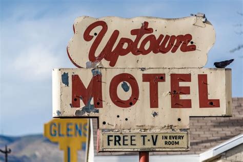 Motel Signs | Dave Koch Photography