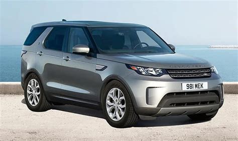 Discover the 2020 Land Rover Discovery Configurations | Land Rover Darien