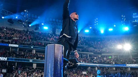 VIDEO: Behind The Scenes Footage Of The Rock SmackDown Return Entrance ...