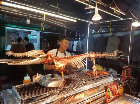 Crocodile on Khao San road, Bangkok. Wild! : Thailand