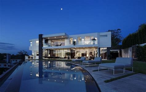 $27.5 Million Newly Built Modern Mansion In Los Angeles, CA | Modern ...