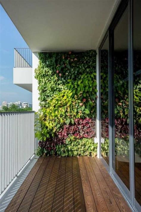 Balcony Green Wall Ideas to Transform Your Outdoor Space