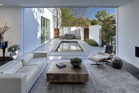 Small Courtyard Swimming Pool Home