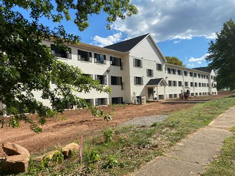 New apartment building replaces Ashwood apartments destroyed by fire in 2020