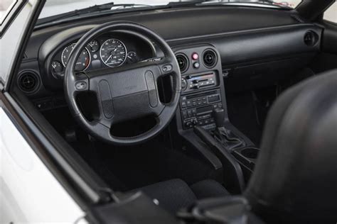 1990 Mazda MX-5 Miata Interior by CreativeT01 on DeviantArt