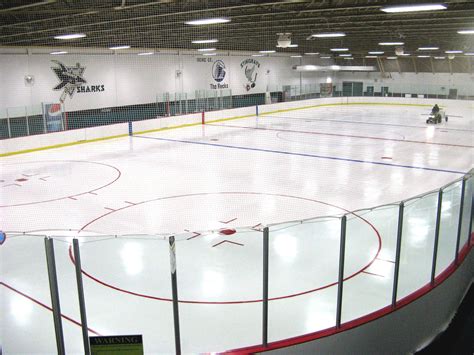 An indoor hockey rink would be so awesome! | Hockey arena, Hockey rink, Hockey