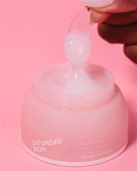 18 Best Korean Moisturizers: The Secret Behind Flawless Skin