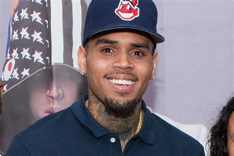 Chris Brown Bio, Age, Songs, Affairs, and Net Worth