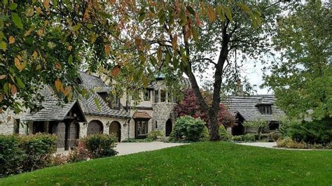 Amazing Metamora Castle Estate Sale - AaronsEstateSales.com