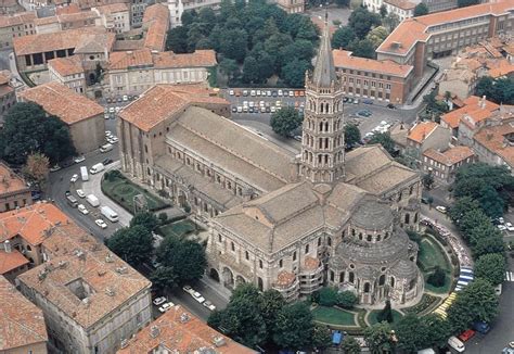 Saint-Sernin. Toulouse, France, ca. 1070-1120 CE, Romanesque | Romanesque, Romanesque ...