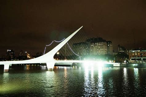 🥇 Image of Bridge of the Woman (Puente De La Mujer) by night, Buenos Aires, Argentina - 【FREE ...