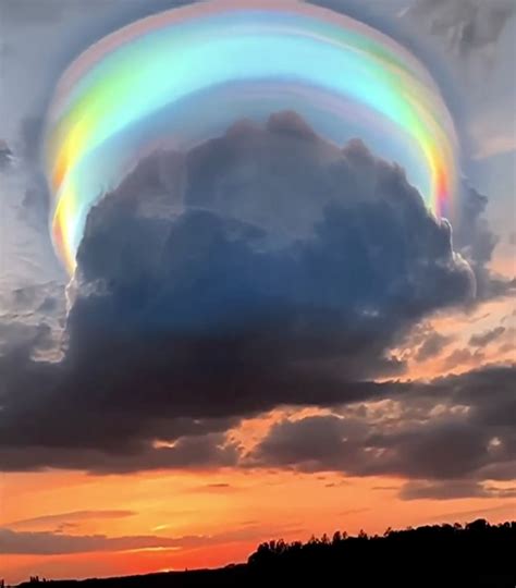 Unbelievable Sights: China's Enigmatic Rainbow Cloud Takes the Internet by Storm (Video)