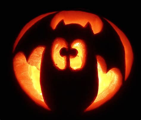 Batkin | My Husband bought me a pumpkin carving kit this wee… | Flickr