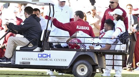 Tua Tagovailoa injury: Alabama QB to miss season with dislocated hip ...