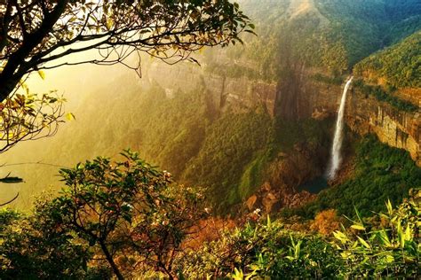 Tragically Beautiful Nohkalikai Falls in Meghalaya