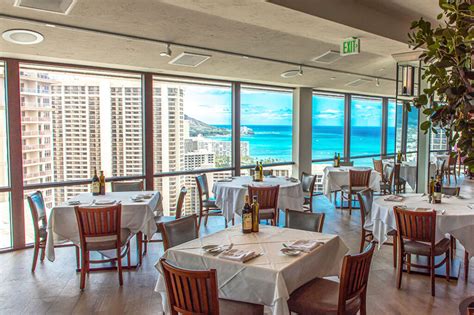 Dine with a view | Pesca Waikiki Beach | Dining Out