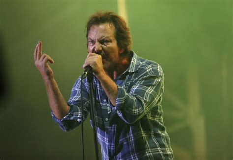 Pearl Jam announces rescheduled Bay Area dates, new California shows | Datebook