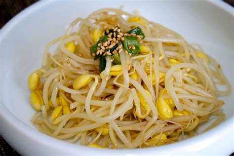 Vegan Kong Namul (Soy bean sprouts) Recipe | Sprout recipes, Bean ...