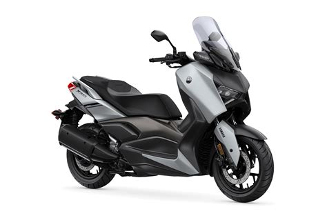 2023 Yamaha XMAX Guide • Total Motorcycle