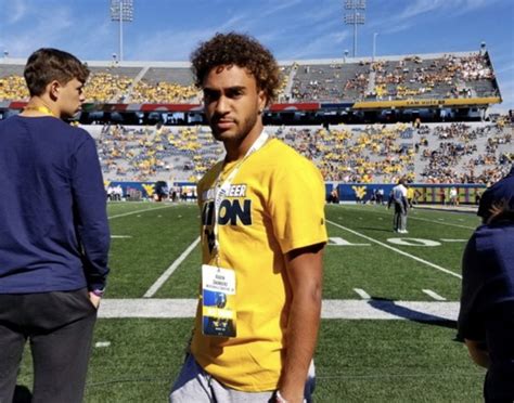 2022 Receiver Target Blown Away by WVU Atmosphere, Lists Top School - Sports Illustrated West ...