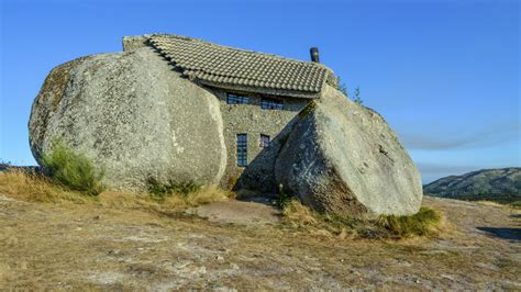 The most curious house in the world Casa do Penedo - diariesof