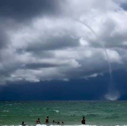 Shocking video shows APOCALYPTIC waterspout off the coast of Florida ...